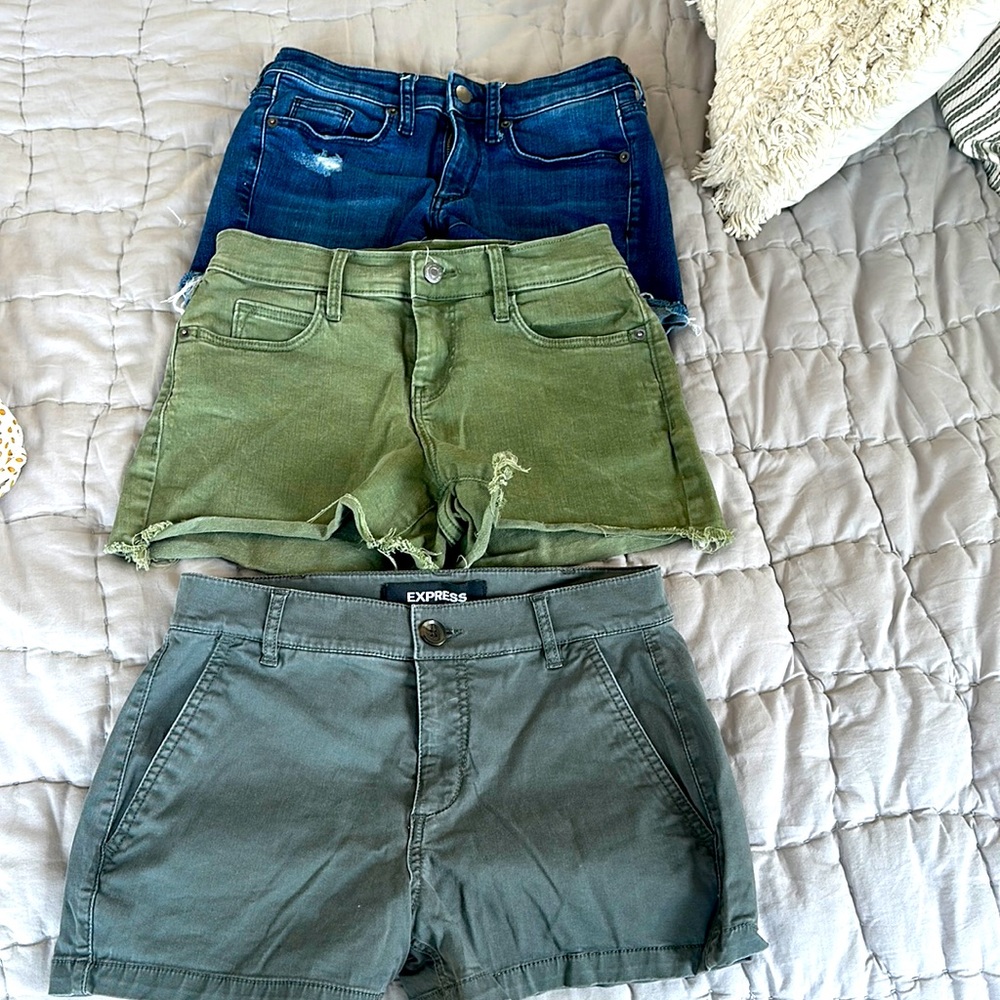 3 Pairs is Shorts - Size 00